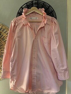 KMJ Kate McHale Jensen Kayce in Pink Ruffle Collar Button-Up Shirt